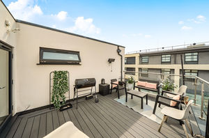 Shared roof terrace angle 4- click for photo gallery